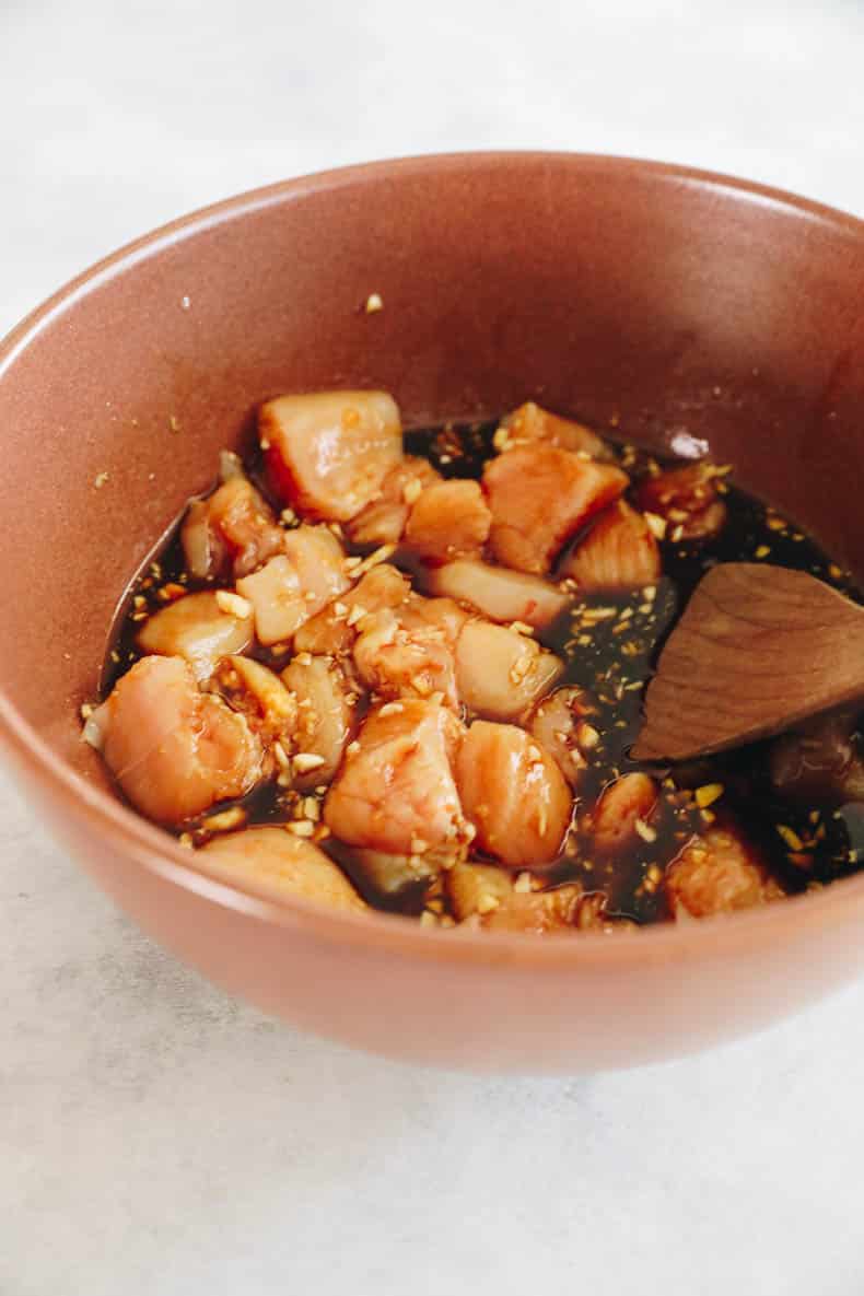 chicken pieces marinated in pineapple sauce